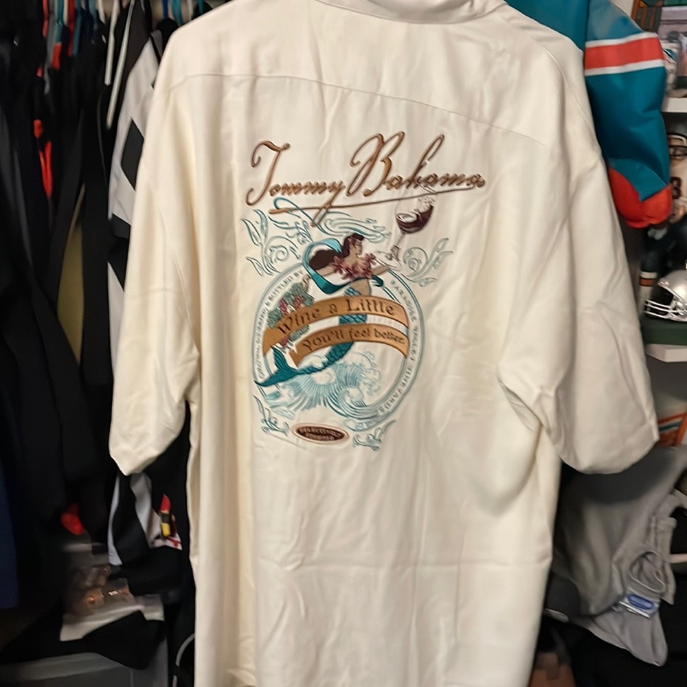 Tommy Bahama casual embroidered shirt